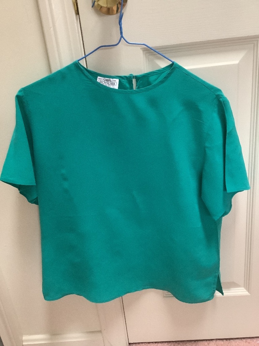 Royal Silk green top. Size small